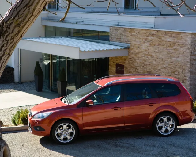 Ford Focus 1.6D MT Trend+ — 25