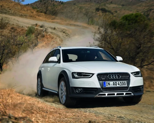 Audi A4 allroad 2012 station wagon — 21