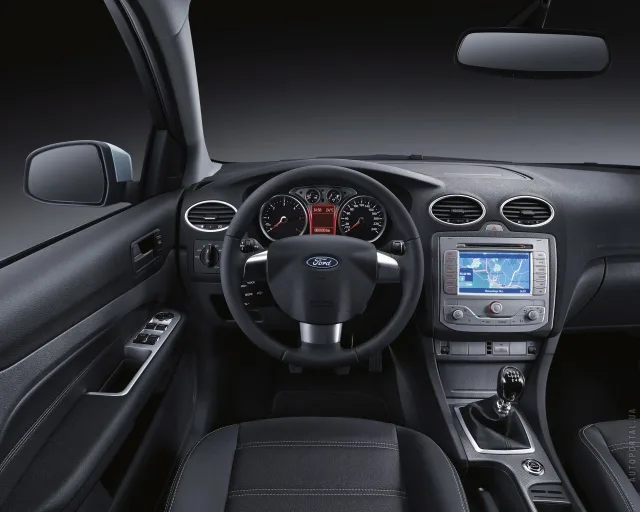 Ford Focus 2008 (Форд Фокус) 5-ти дверный хэтчбек — 3