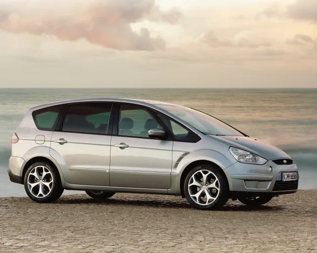 Ford S-MAX 2.3 AT Titanium — 25