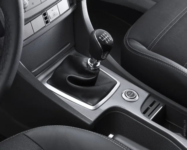 Ford Focus 2008 (Форд Фокус) 5-ти дверный хэтчбек — 4