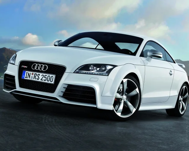 Audi TT RS coupe — 9