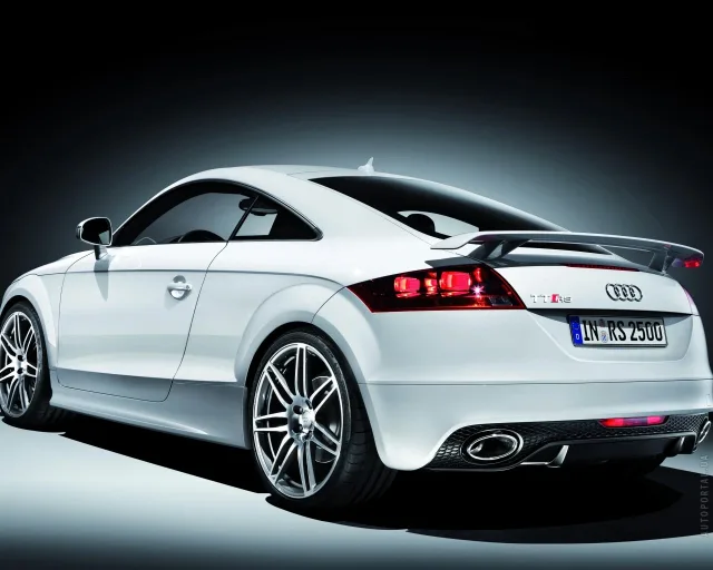 Audi TT RS coupe — 17