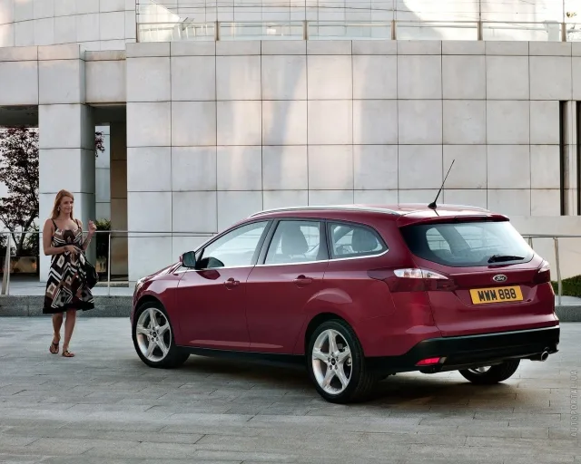 Ford Focus SW 1.6 AT Trend Plus — 12