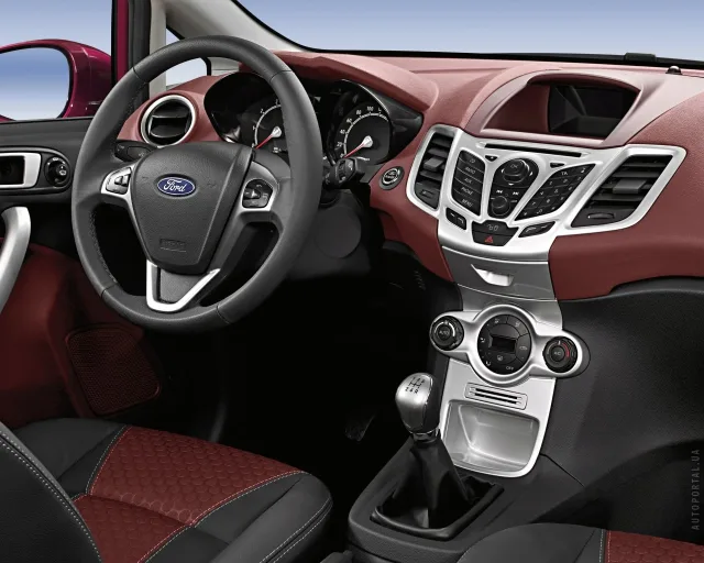 Ford Fiesta 2008 хетчбек — 3