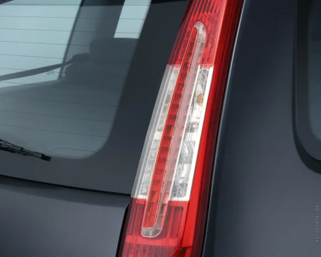 Ford C-MAX 2.0 MT Titanium — 21