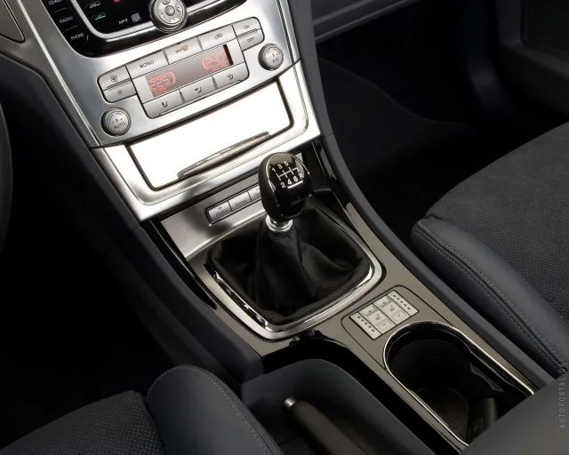 Ford Mondeo 2007 (Форд Мондео) хэтчбек — 3