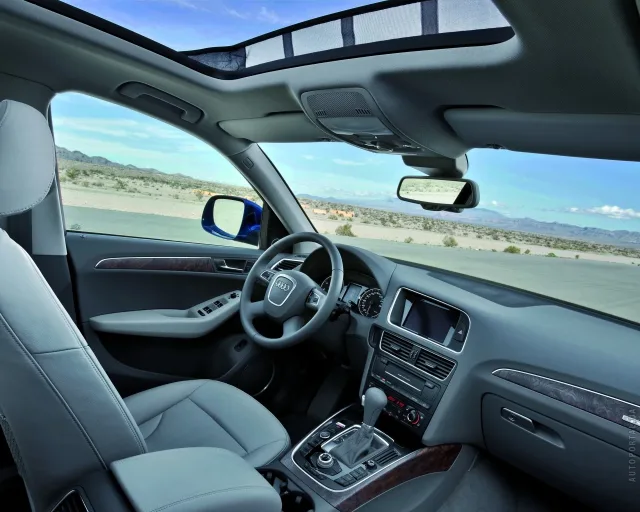 Audi Q5 2008 кросовер — 9
