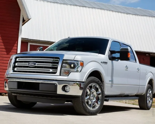 Ford F-150 Raptor 6.2 AT — 8