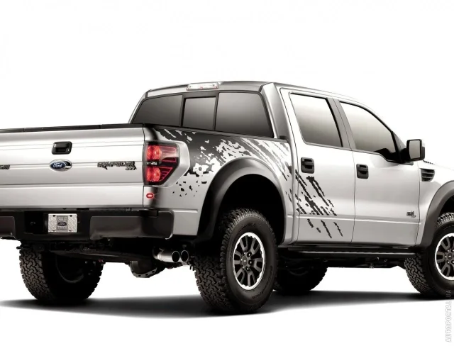 Ford F-150 Raptor 6.2 AT — 15