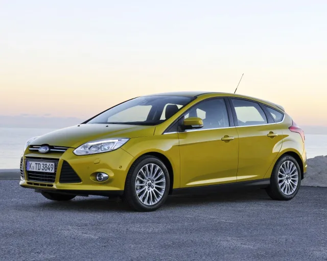 Ford Focus 1.0 Ecoboost MT Trend Plus — 21