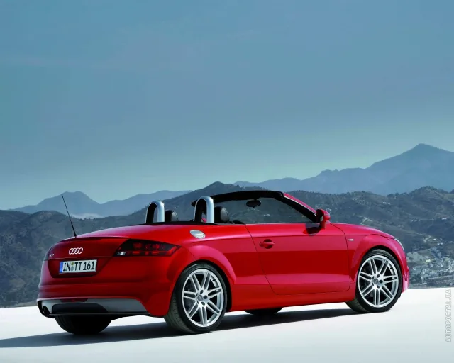Audi TT Roadster кабріолет — 22