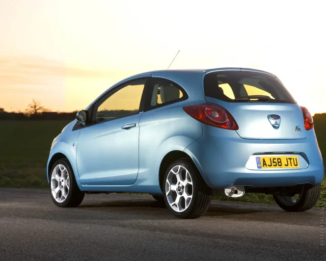 Ford Ka 2008 3-дверний хетчбек — 12