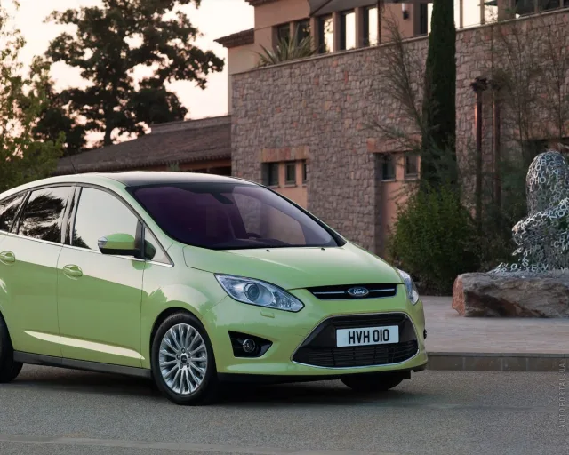 Ford C-MAX 2011 microvan — 4