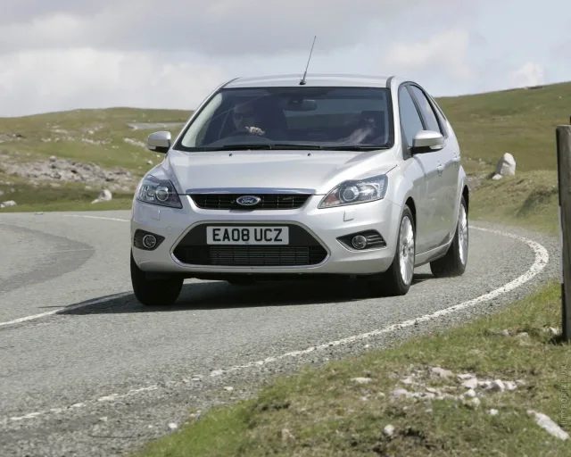 Ford Focus 2008 (Форд Фокус) 5-ти дверный хэтчбек — 15