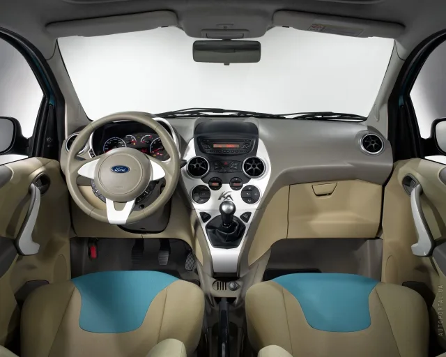Ford Ka 2008 3-дверний хетчбек — 6