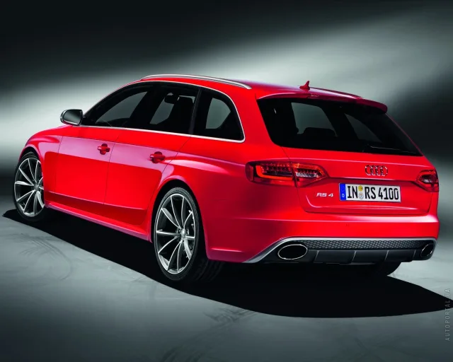 Audi RS4 Avant 2013 універсал — 18