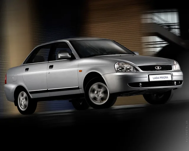 Lada 2170 Priora sedan — 17