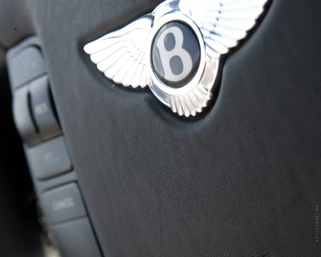 Bentley Continental GT 6.0 AT — 2