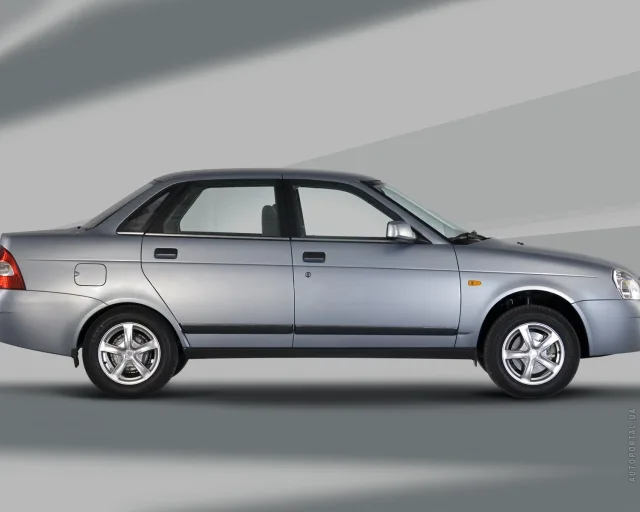 Lada 2170 Priora sedan — 19