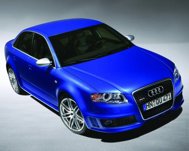 Audi RS4 седан — 6
