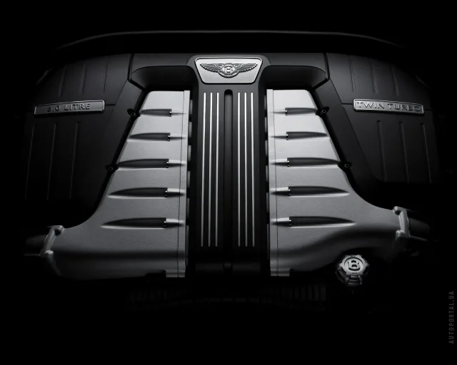 Bentley Continental GT 2011 (Бентли Континенталь ГТ) купе — 11