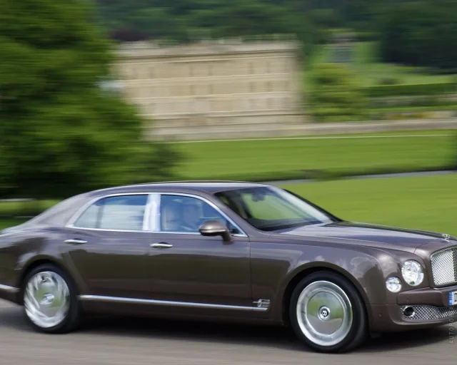 Bentley Mulsanne 6.8 AT ​Extended Wheelbase — 16
