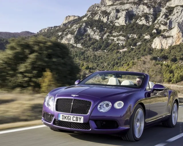 Bentley Continental GTC convertible — 20