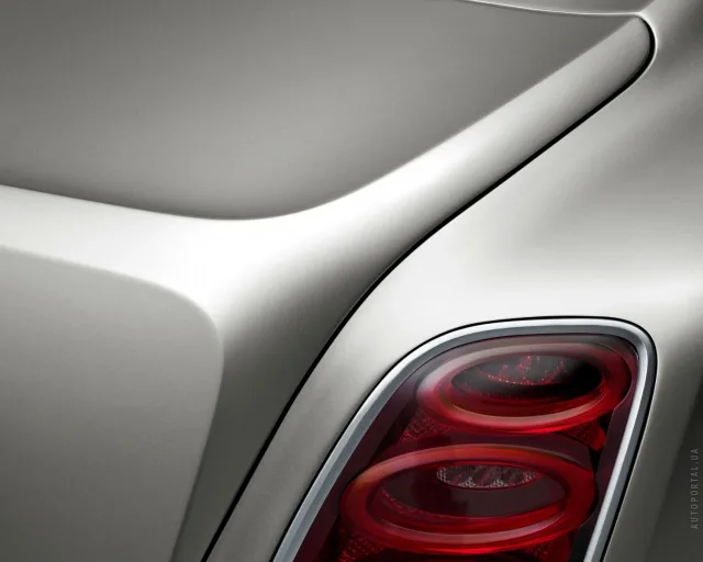 Bentley Mulsanne 2009 седан — 22