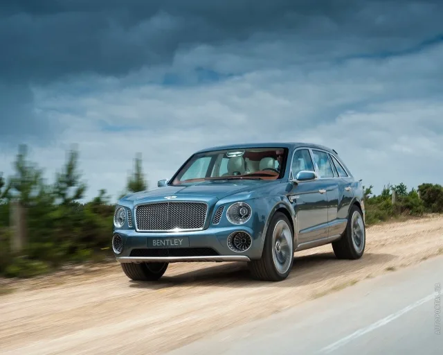 Bentley Bentayga 2015 кросовер — 20