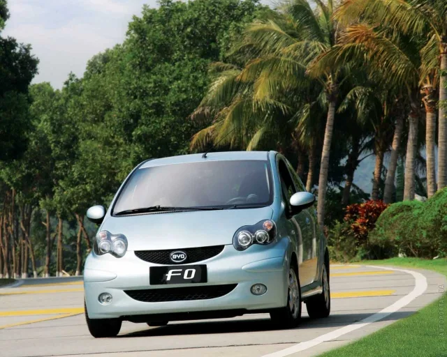 BYD F0 1.0 MT Plus — 3