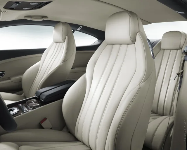 Bentley Continental GT 2011 (Бентли Континенталь ГТ) купе — 2