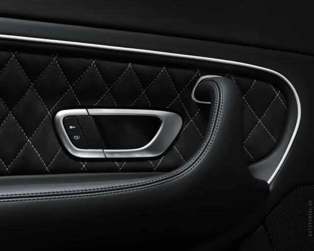 Bentley Continental Supersports Convertible convertible — 6