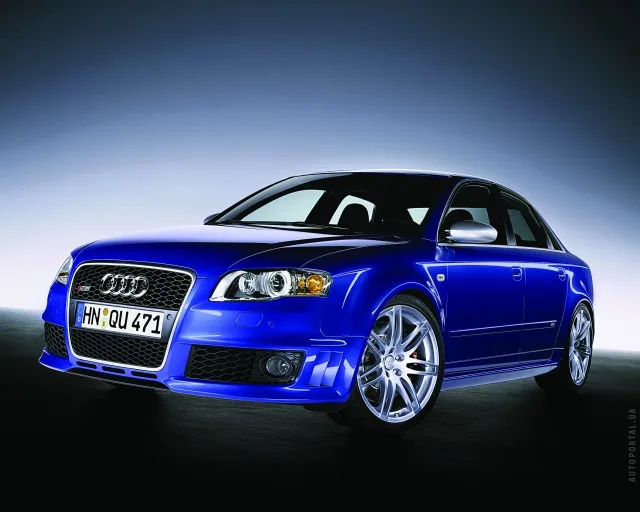 Audi RS4 седан — 5