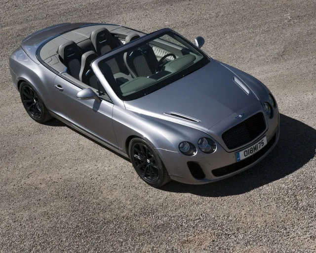 Bentley Continental Supersports Convertible convertible — 21