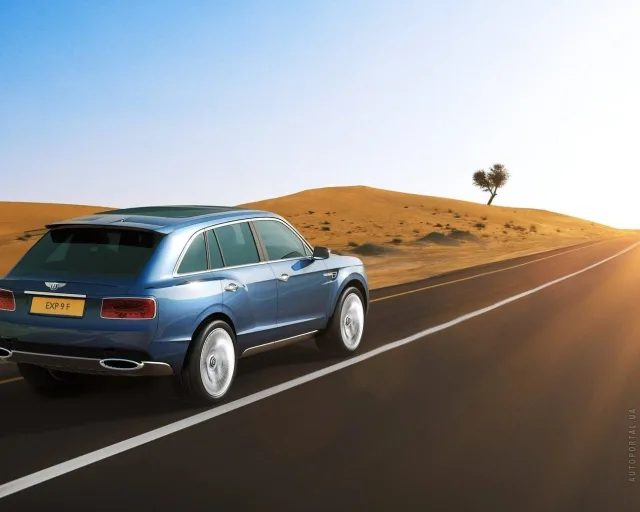 Bentley Bentayga 2015 кросовер — 13