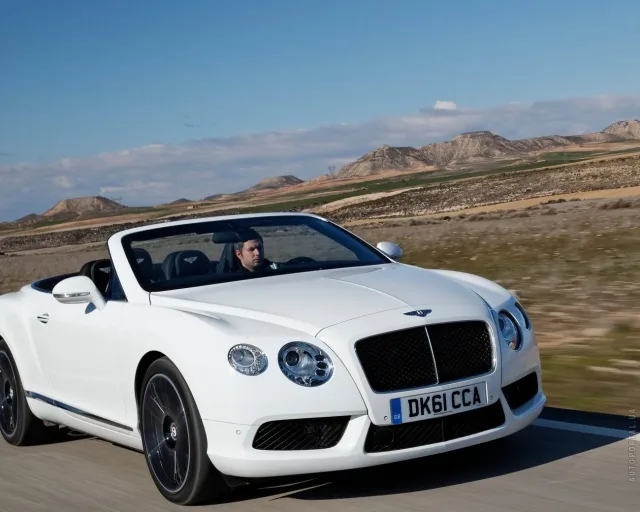 Bentley Continental GTC convertible — 19
