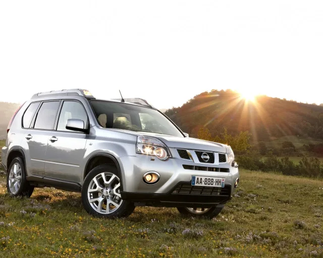 Nissan X-Trail 2.5 AT LE-DE — 20