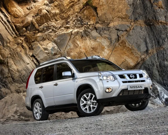 Nissan X-Trail 2.5 AT LE-DE — 13