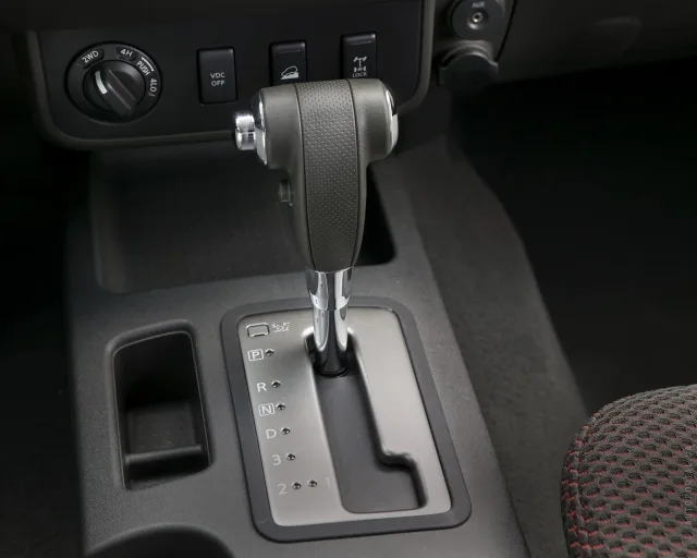 Nissan Xterra 4.0 MT X — 17