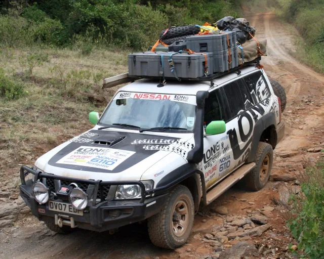 Nissan Patrol 2004 позашляховик — 7