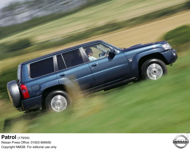 Nissan Patrol 2004 позашляховик — 5