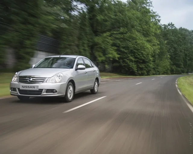 Nissan Almera 2012 sedan — 25