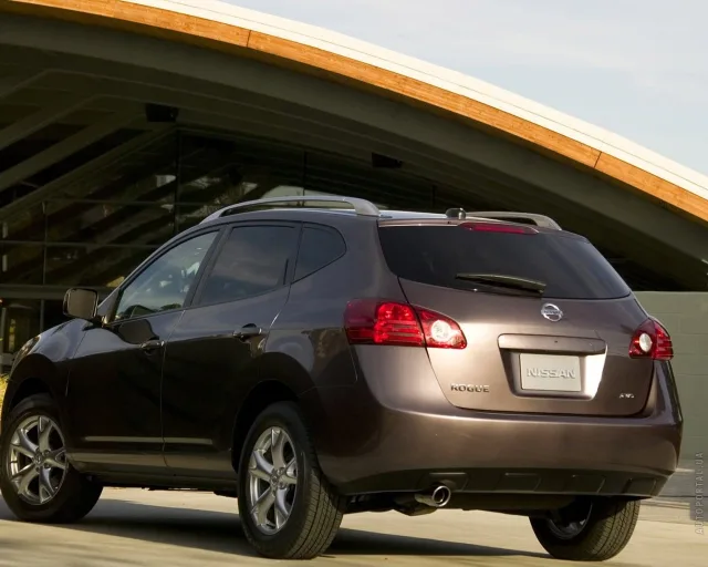 Nissan Rogue 2.5 AT — 16
