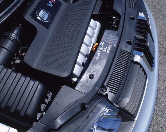 SEAT Alhambra 2000 minivan — 10