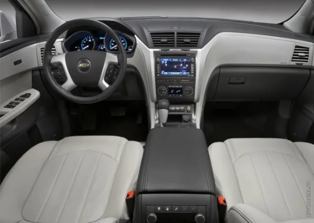 Chevrolet Traverse 3.6 AT 2LT — 3