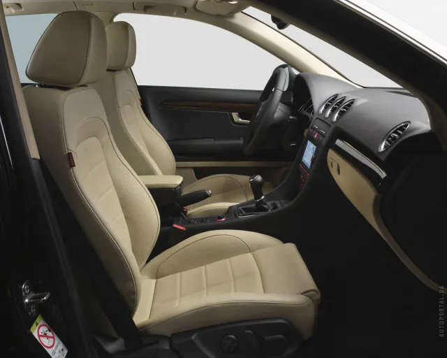 SEAT Exeo 1.6 MT Reference — 8