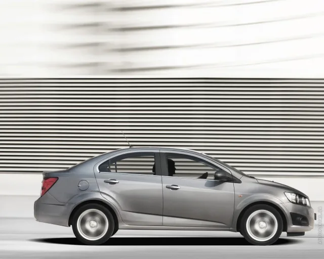 Chevrolet Aveo 2012 (Шевроле Авео) седан — 16