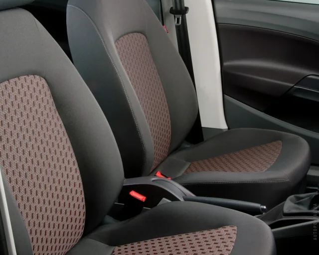 SEAT Ibiza 1.6 MT Reference — 15