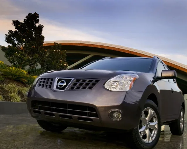 Nissan Rogue 2.5 AT — 15